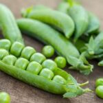 Optimal soil mix for vegetable gardens: organic compost, loamy soil, and perlite for drainage